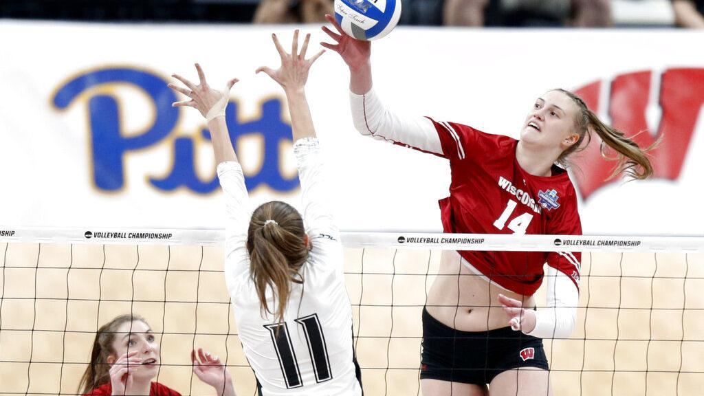 Badgers wrap: Follow live coverage after Wisconsin volleyball defeats Louisville Cardinals in NCAA Final Four